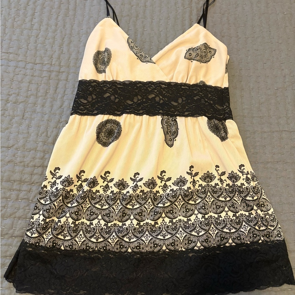 Chic Cream and Black Lace Tank Top